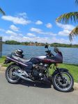 Vendo linda moto 750 Four 7 Galo super conservada