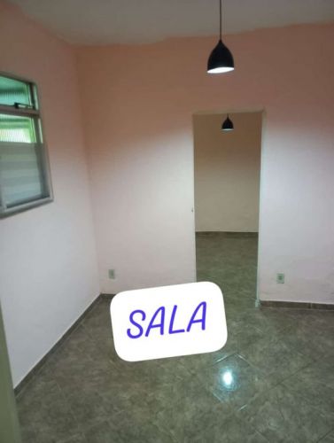 Alugo casa bairro olaria  724218