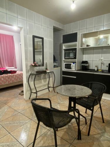 Apartamento estilo casa 2 dormitórios Campeche 725542