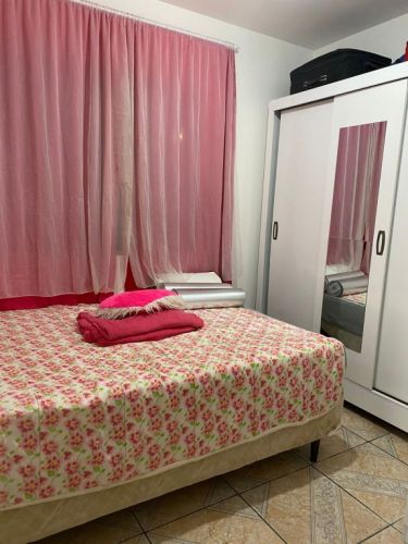 Apartamento estilo casa 2 dormitórios Campeche 725543