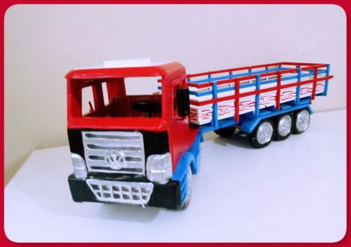 Carreta De Brinquedo Trucada Em Madeira 723608