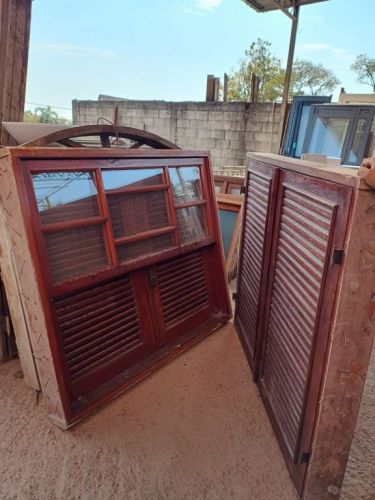 Compro portas e janelas usadas em São Paulo 700538