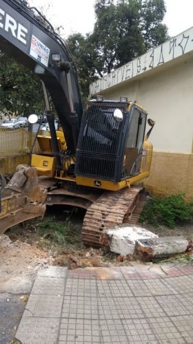 Demolição de prédios em Alto de Pinheiros 701113