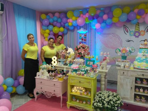 Garçonete para festas e eventos 729938