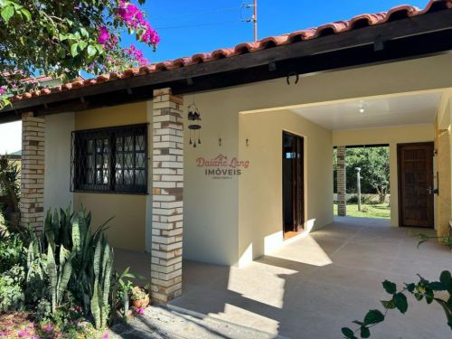 Linda casa de praia em alvenaria localizado em Balneário Gaivotasc 721093