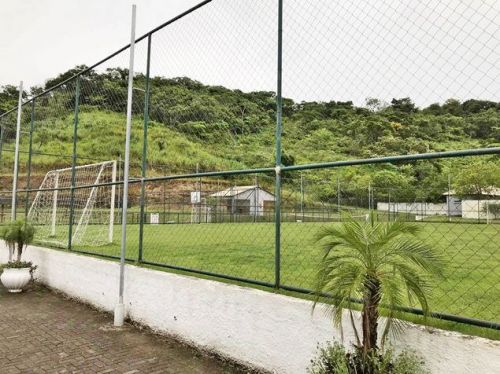 Lote financiado em condomínio fechado 640716