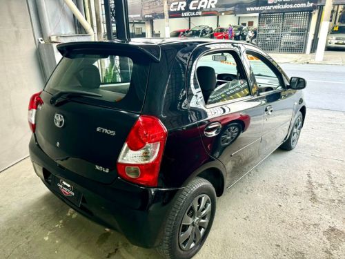 Toyota Etios Xs 1.3 Flex 2013 718621