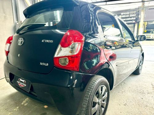 Toyota Etios Xs 1.3 Flex 2013 718622