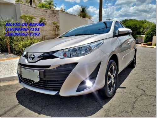 Toyota Yaris Sedan 2019 Automático 731171