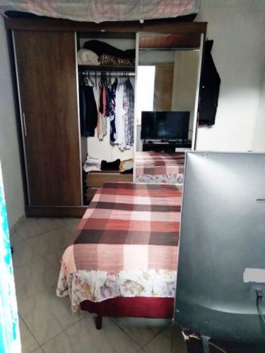  Vende Casa Com 4 Cômodos  - Jd.santo André - Sto André - Sp  723316