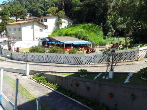 Vendo apartamento dentro de um condomínio com piscinas 721165