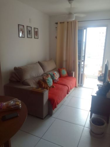 Vendo lindo e aconchegante apartamento excelente localização com varanda e sol da manhã. Aceitamos financiamneto. Rua São Braz. 730731